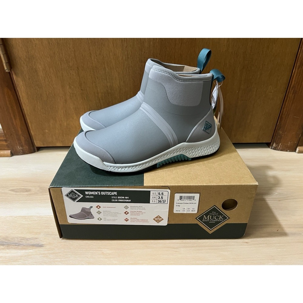 Muck Boot OSCW-101‎ Women's Size 5.5 Outscape Chelsea, Frost/Gray New In Box